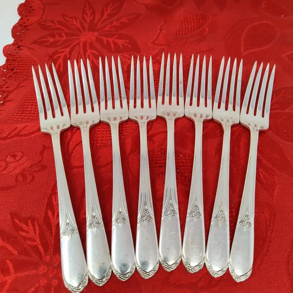 8X DF Dinner Forks WM Rogers International MARY LOU DEVONSHIRE Silverplate